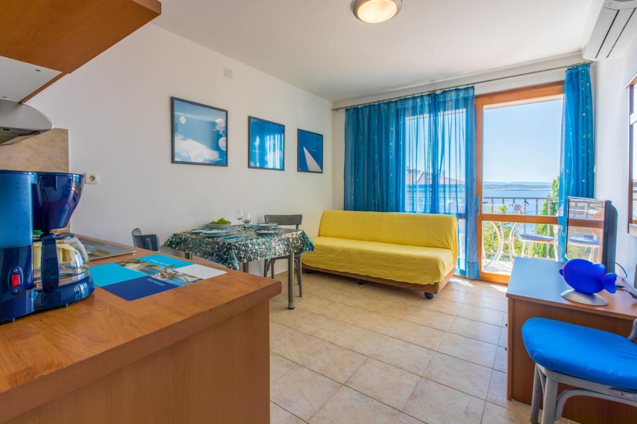 Apartments Loncaric Цриквениця Екстер'єр фото