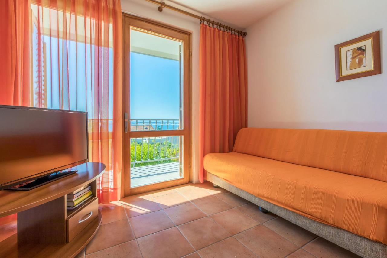 Apartments Loncaric Цриквениця Екстер'єр фото