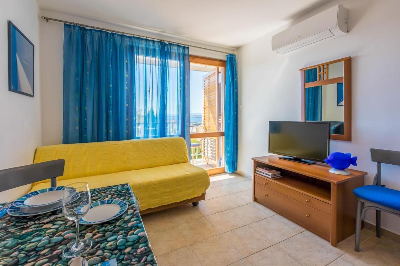 Apartments Loncaric Цриквениця Екстер'єр фото