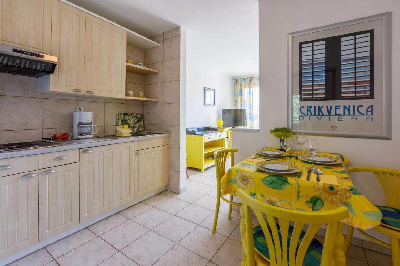 Apartments Loncaric Цриквениця Екстер'єр фото