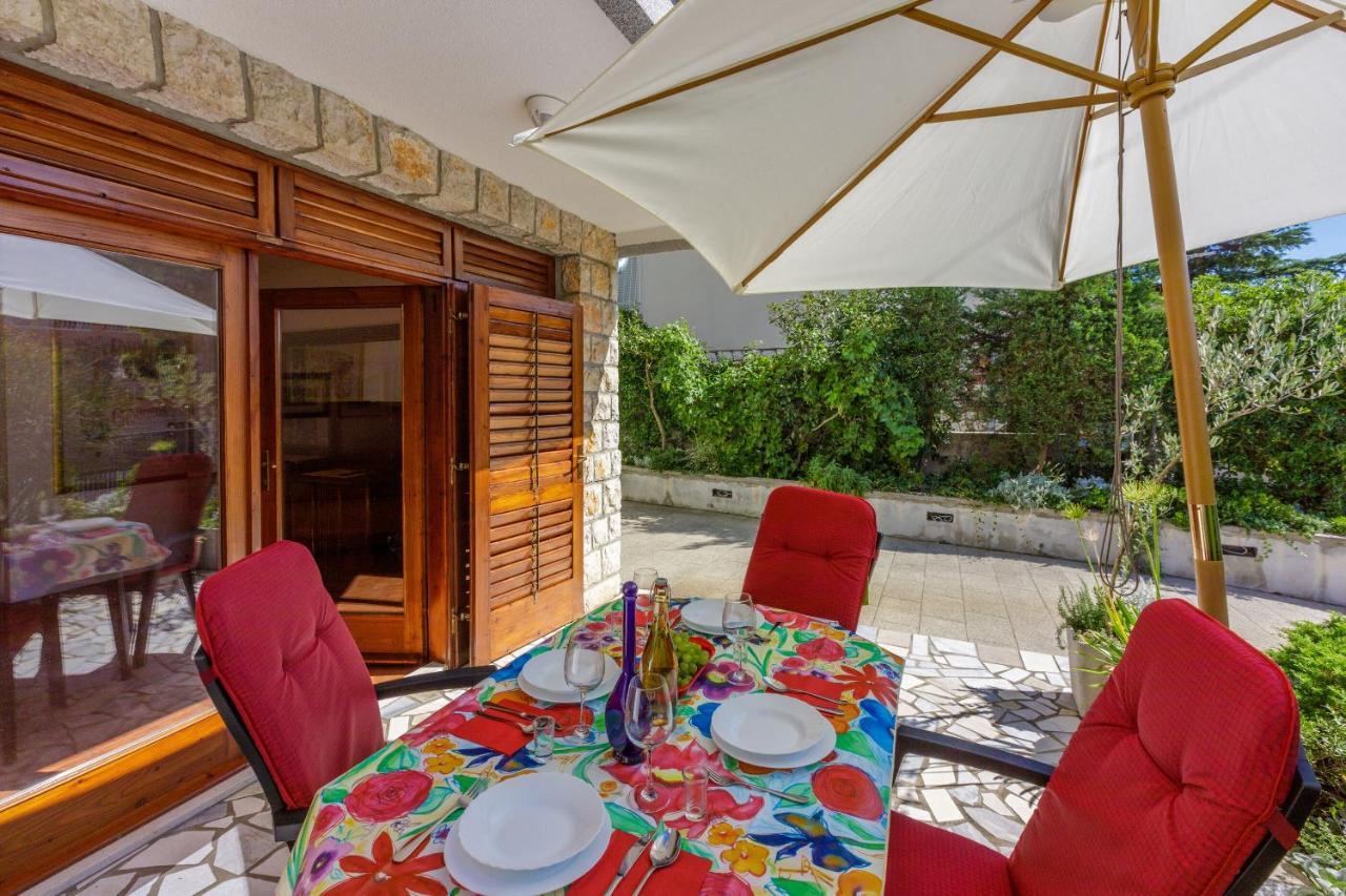 Apartments Loncaric Цриквениця Екстер'єр фото