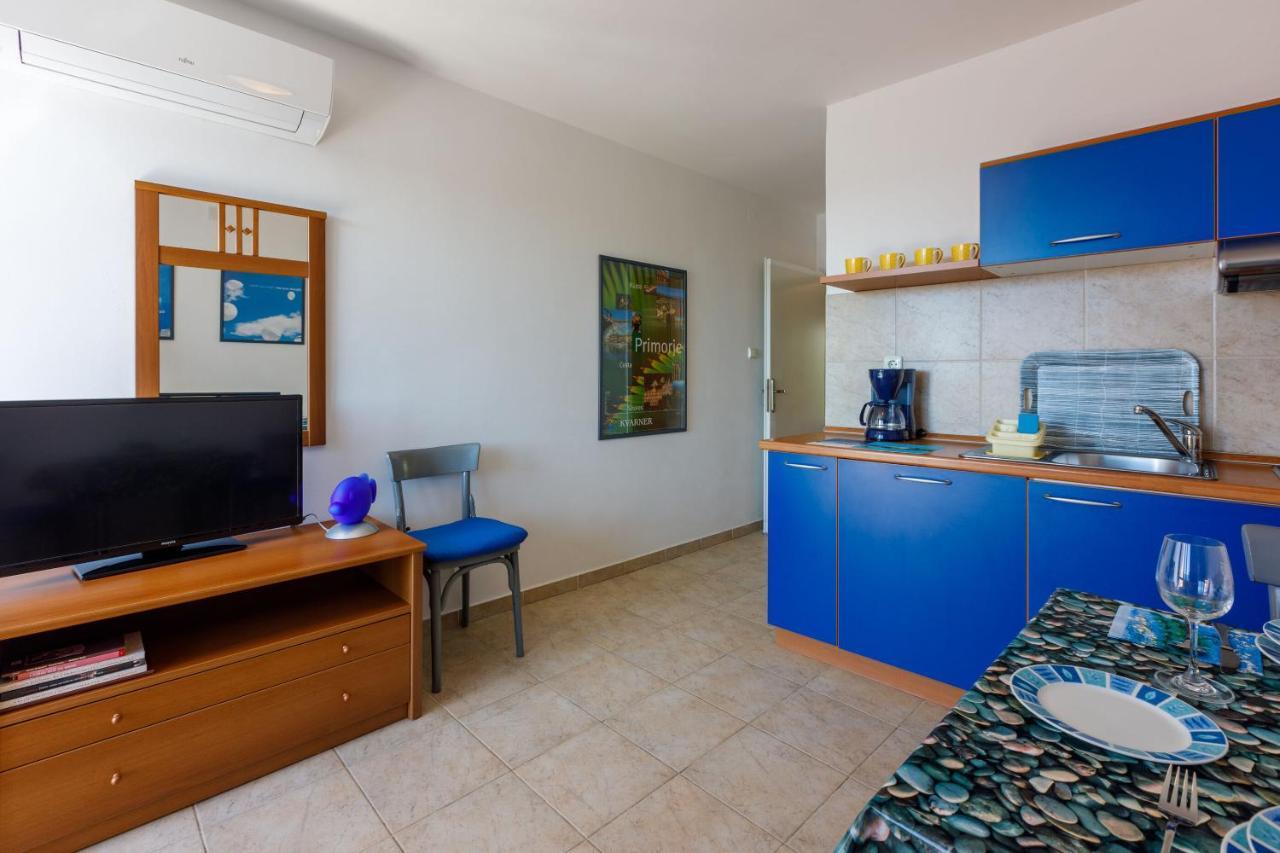 Apartments Loncaric Цриквениця Екстер'єр фото