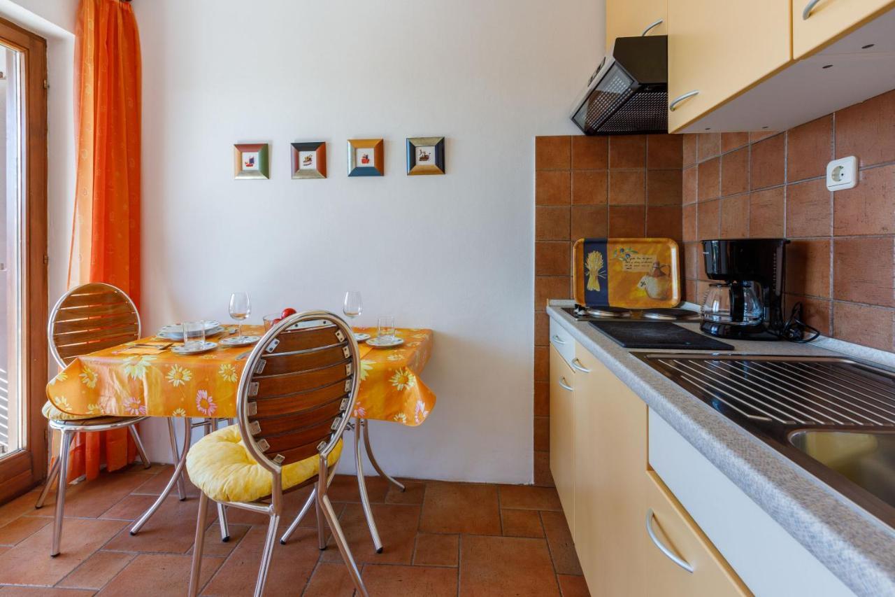 Apartments Loncaric Цриквениця Екстер'єр фото