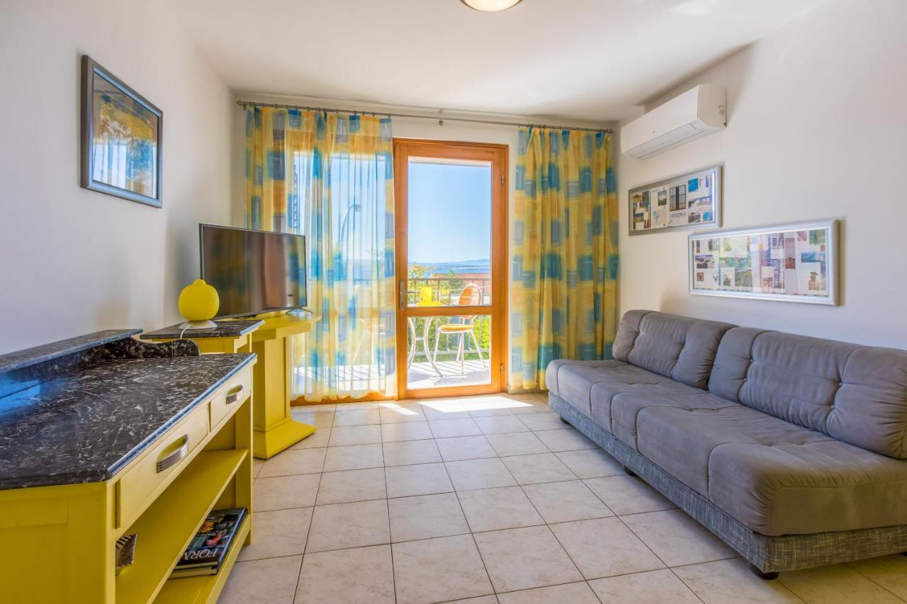 Apartments Loncaric Цриквениця Екстер'єр фото