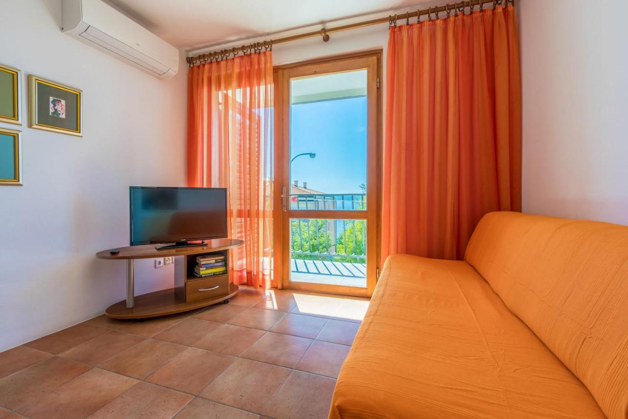 Apartments Loncaric Цриквениця Екстер'єр фото