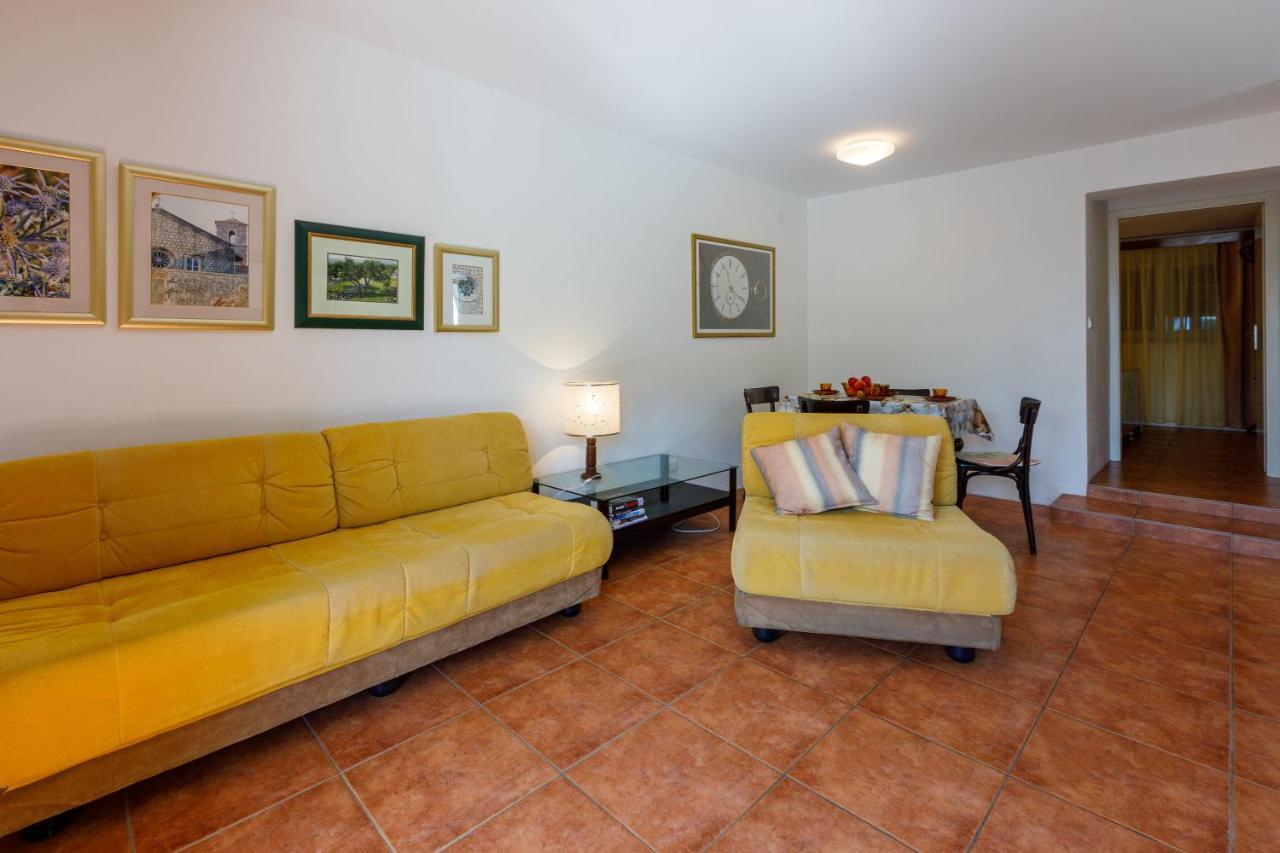 Apartments Loncaric Цриквениця Екстер'єр фото